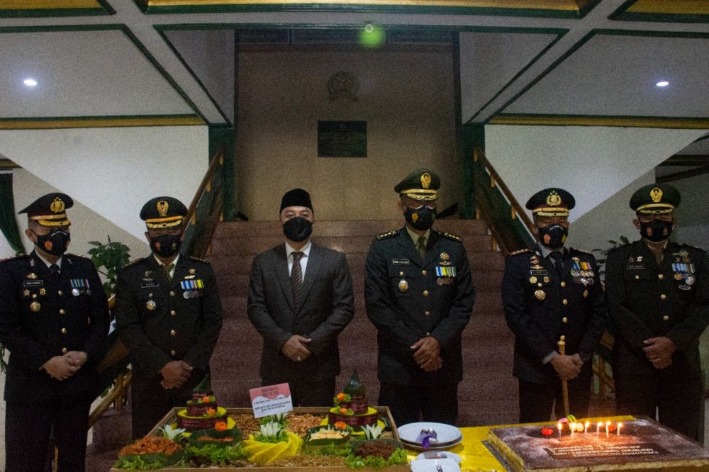 Korem 084/BJ mendapatkan kejutan dari Forkopimda Surabaya