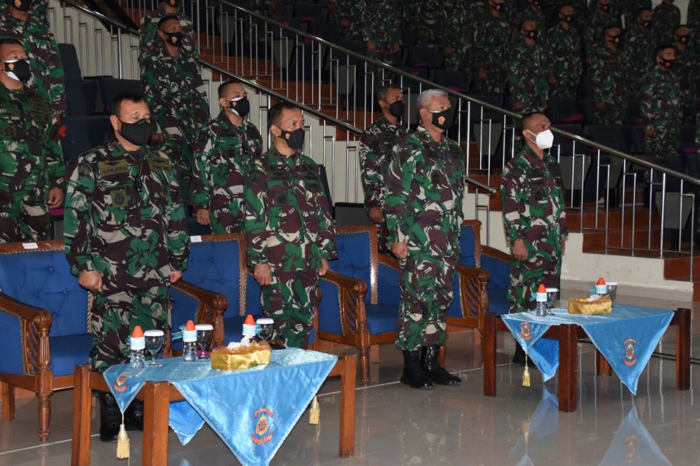 Dankormar beri pembekalan Korps Marinir Diktupakat dan Diktukpa