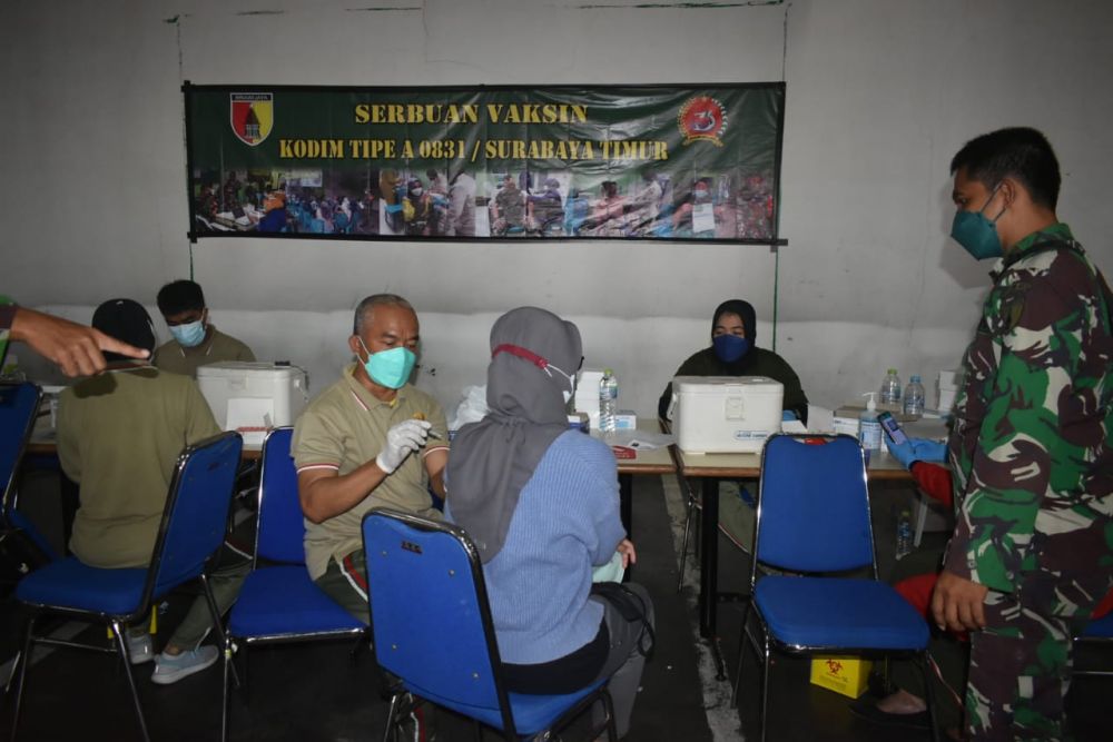 Gelar Serbuan Vaksin Dosis 1 dan 2 di Wilayah Surabaya Timur