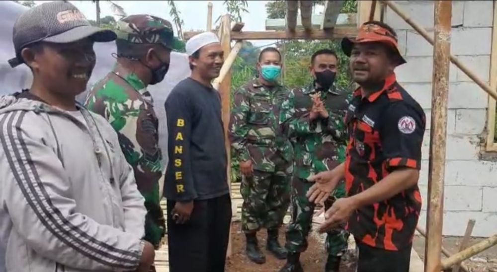 Kodim 0610 Sumedang Gelar Karya Bhakti Rehab Madrasah Al-Istiqomah