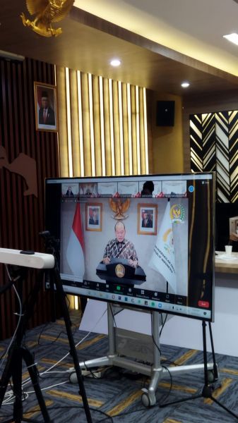 Secara virtual, Ketua DPD RI AA LaNyalla Mahmud Mattalitti