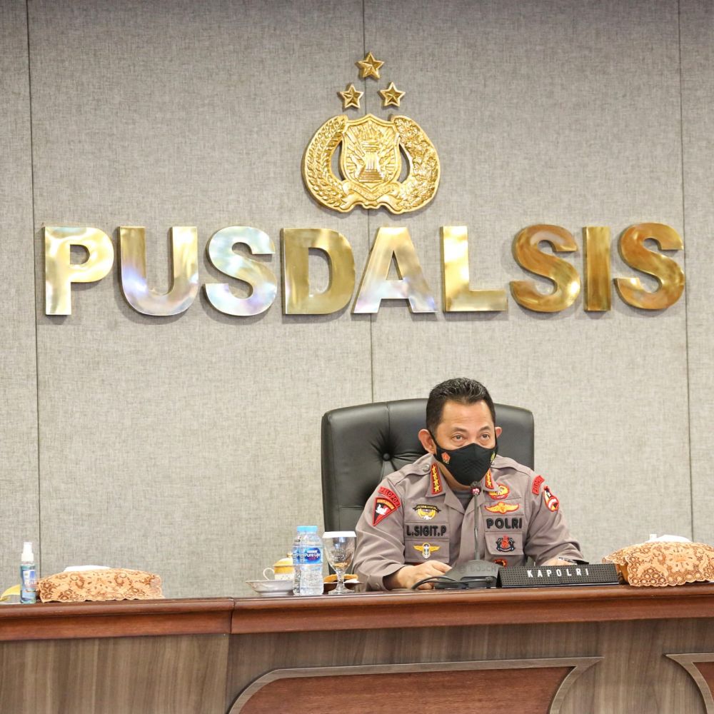 Kapolri Jenderal Polisi Listyo Sigit Prabowo saat memberikan keterangan