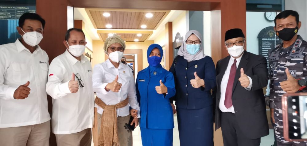 Kaper BI Jatim Budi Honoto sesaat setelah Pelepasan KRI-651