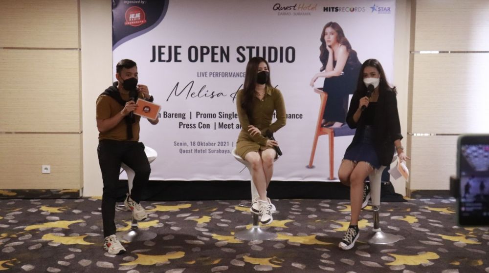 Jeje open studio, Melisa Hart Idol tampil di Quest Hotel Darmo Surabaya
