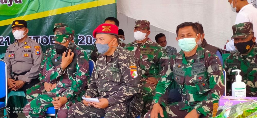 Dandim 0829 Bangkalan sangat mengapresiasi antusiasme masyarakat yang telah mengikuti Vaksin di Ponpes Hidayatulloh Al-Muhajirin Arosbaya