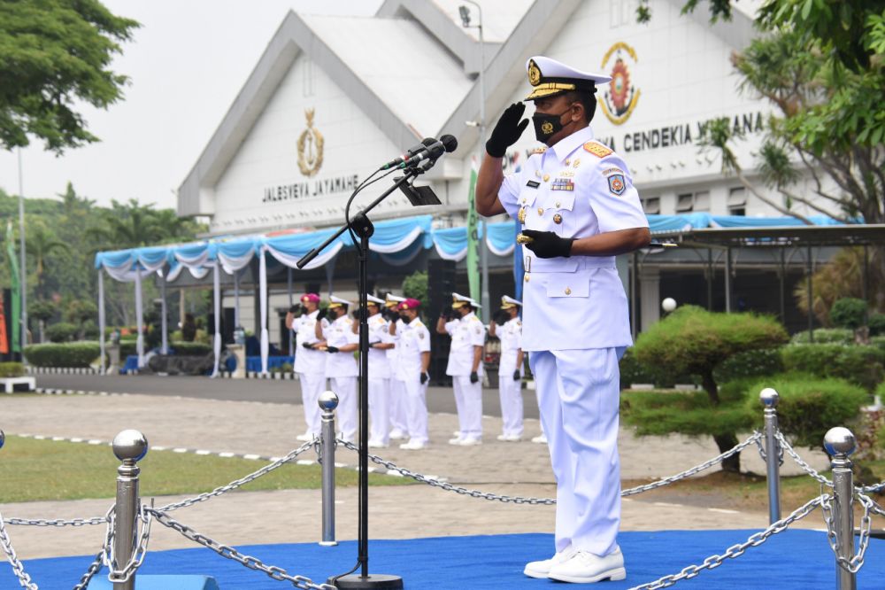 Dankodiklatal Laksamana Madya TNI Nurhidayat saat Pimpin penutupan pendidikan Diktukpa