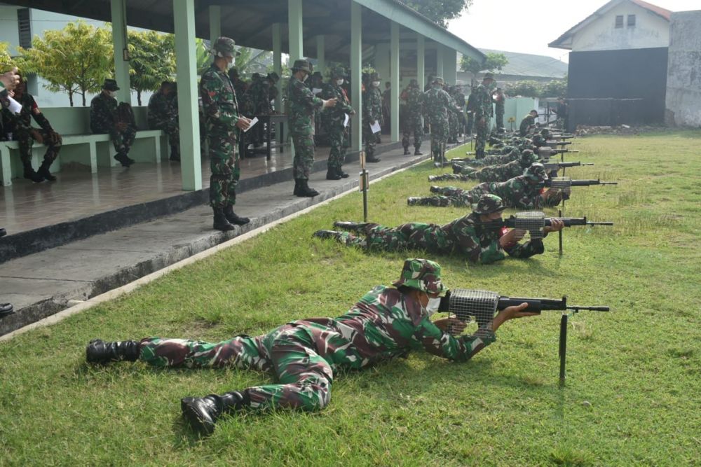 Kodim Tipe A 0831/ST Tingkatkan Kemampuan Menembak Senjata Ringan