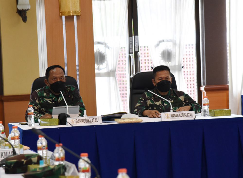 Dankodiklat Terima 6  Paparan Rencana Agenda Kegiatan Kodiklatal