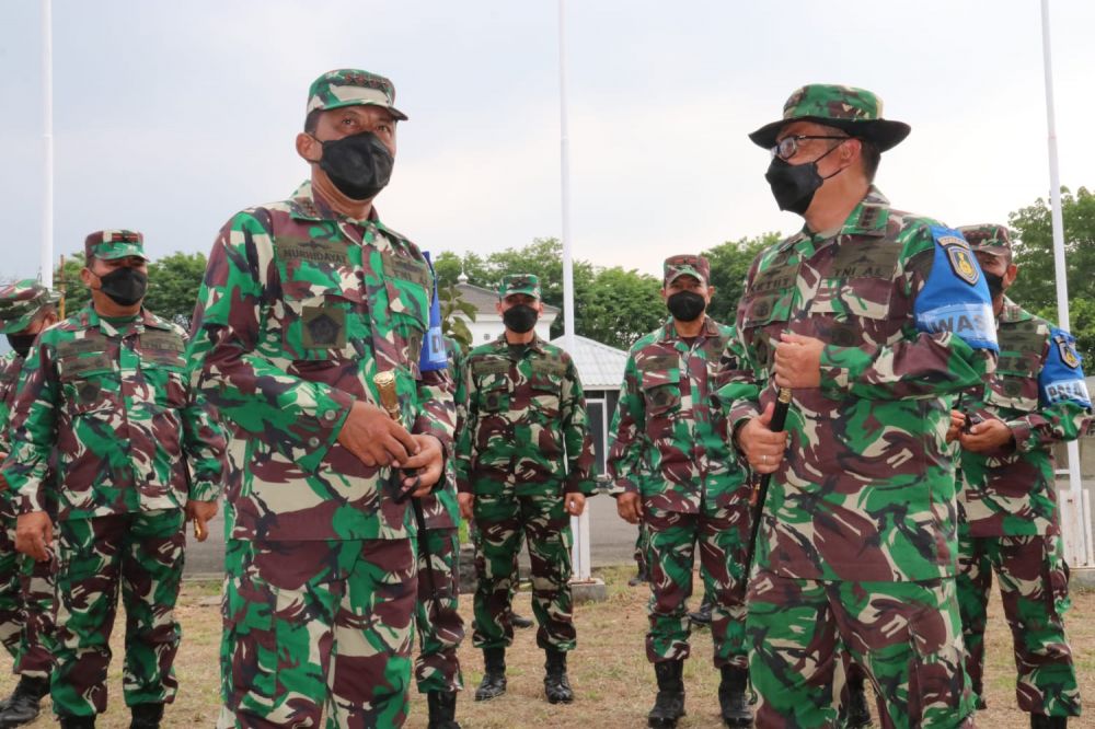 Dankodiklatal Laksamana Madya TNI Nurhidayat saat tinjau lokasi latihan