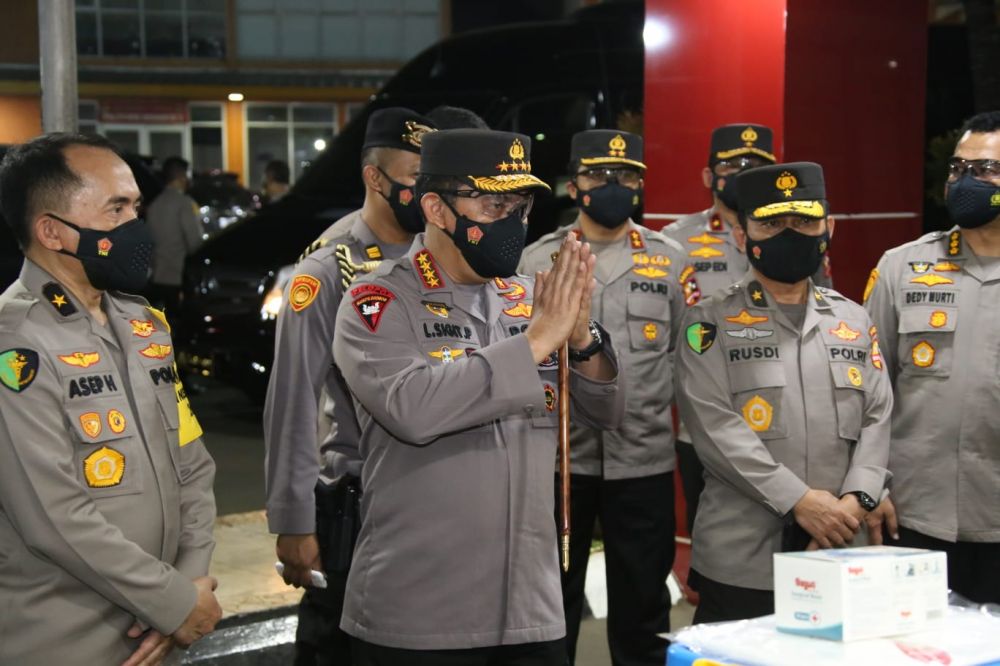 Kapolri Berjuang dan Bersatu Bangkit Ditengah Pandemi di Hari Pahlawan