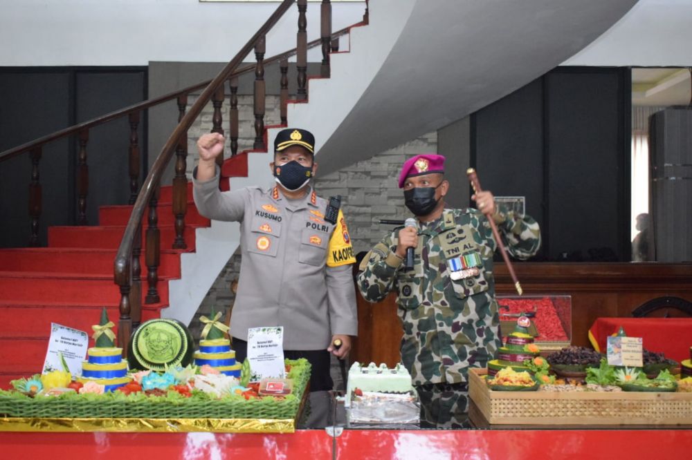 Brigif 2 Marinir Dapatkan Kejutan Kapolresta Sidoarjo