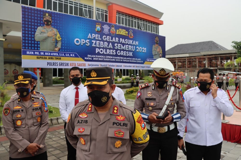 Kapolres Gresik AKBP Mochamad Nur Azis sesaat setelah apel gelar pasukan Operasi Semeru
