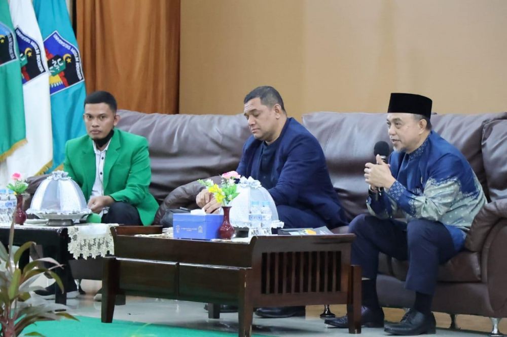 Senator asal Sulsel saat menjadi narasumber di FGD