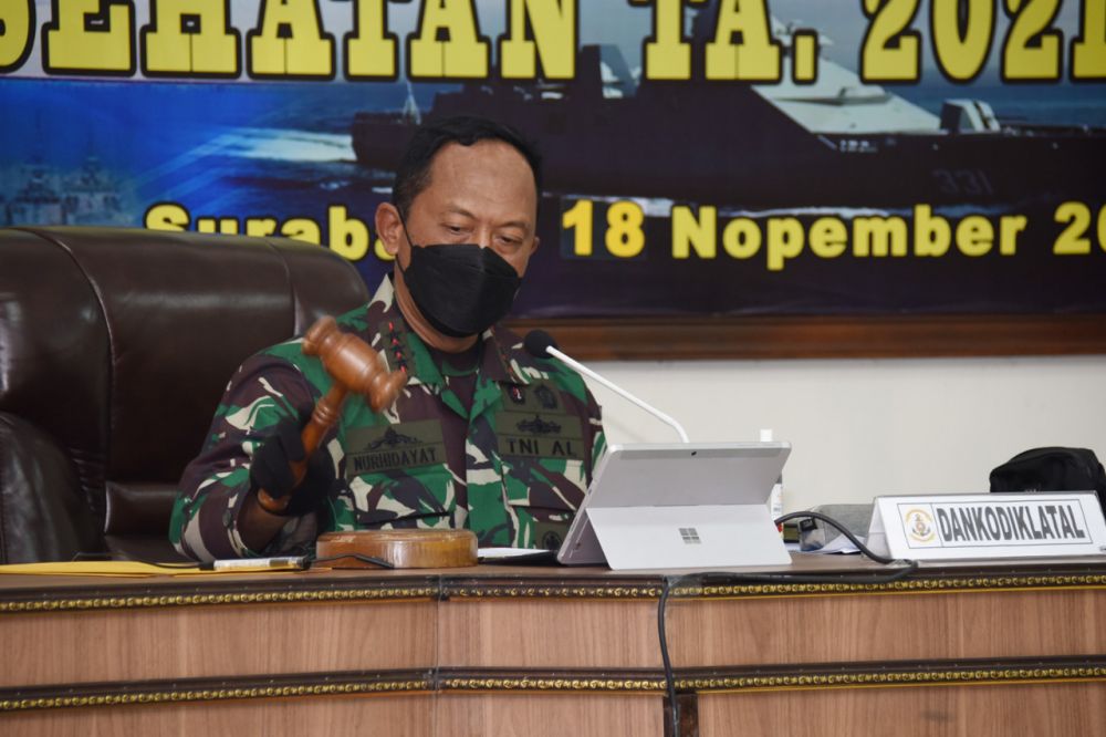 Dankodiklatal Laksamana Madya TNI Nurhidayat saat memberikan sambutan