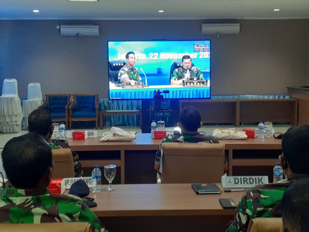 PJU Kodiklatal Dapatkan Pembekalan Panglima TNI Lewat Virtual