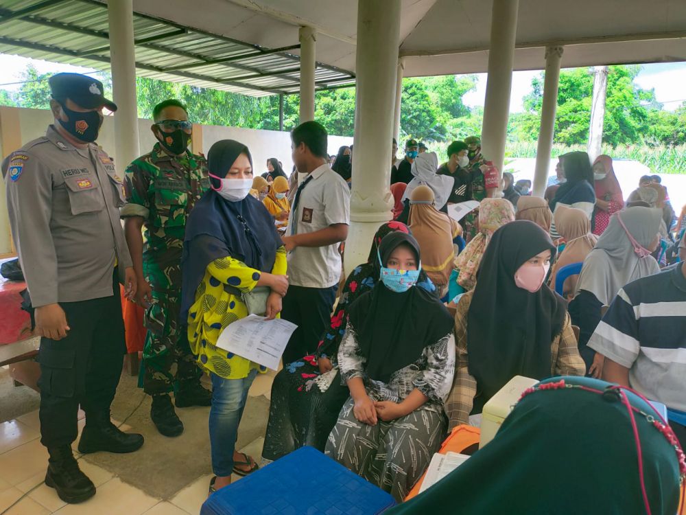 Koramil 0826/05 Larangan bersama Forkopimka gelar Vaksin