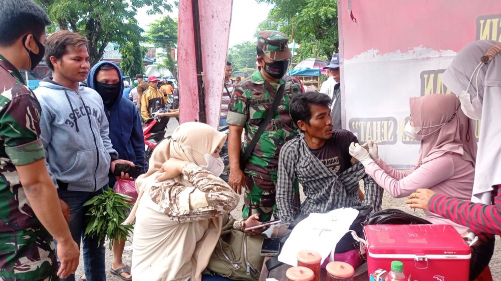 Kodim 0826 Pamekasan terus lakukan Vaksin demi memutus mata rantai Covid-19