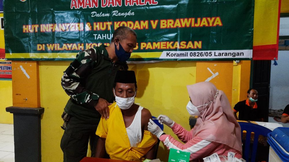 Koramil 0826/05 Larangan gelar Vaksin peringati hari infanteri