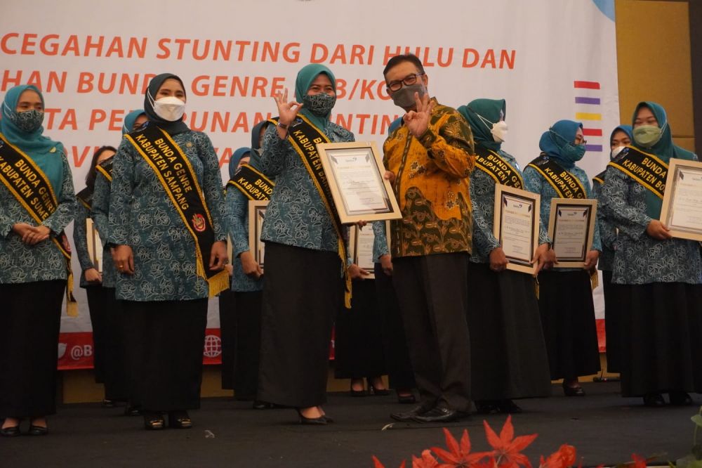 BKKBN Berupaya Turunkan Angka Stunting, Lantik 38 Bunda Jatim