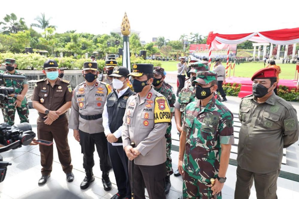 Forkopimda Jatim gelar apel pasukan Ops Lilin Semeru 2021