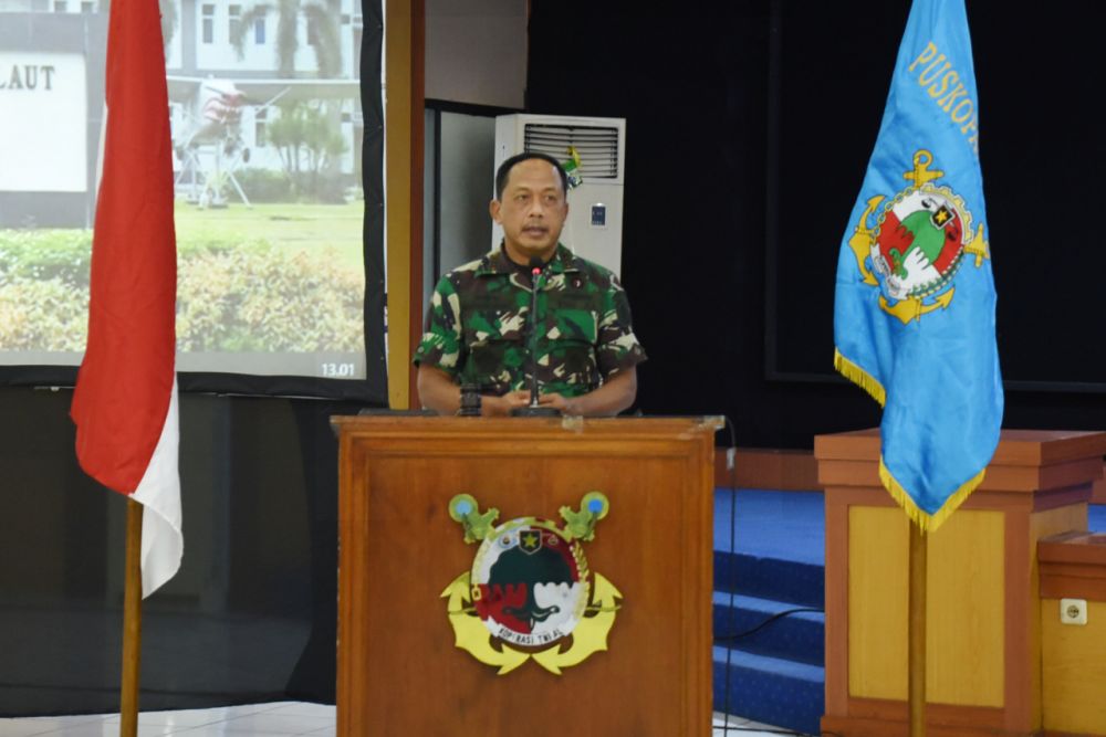 Dankodiklatal Laksamana Madya TNI Nurhidayat saat memberikan sambutan