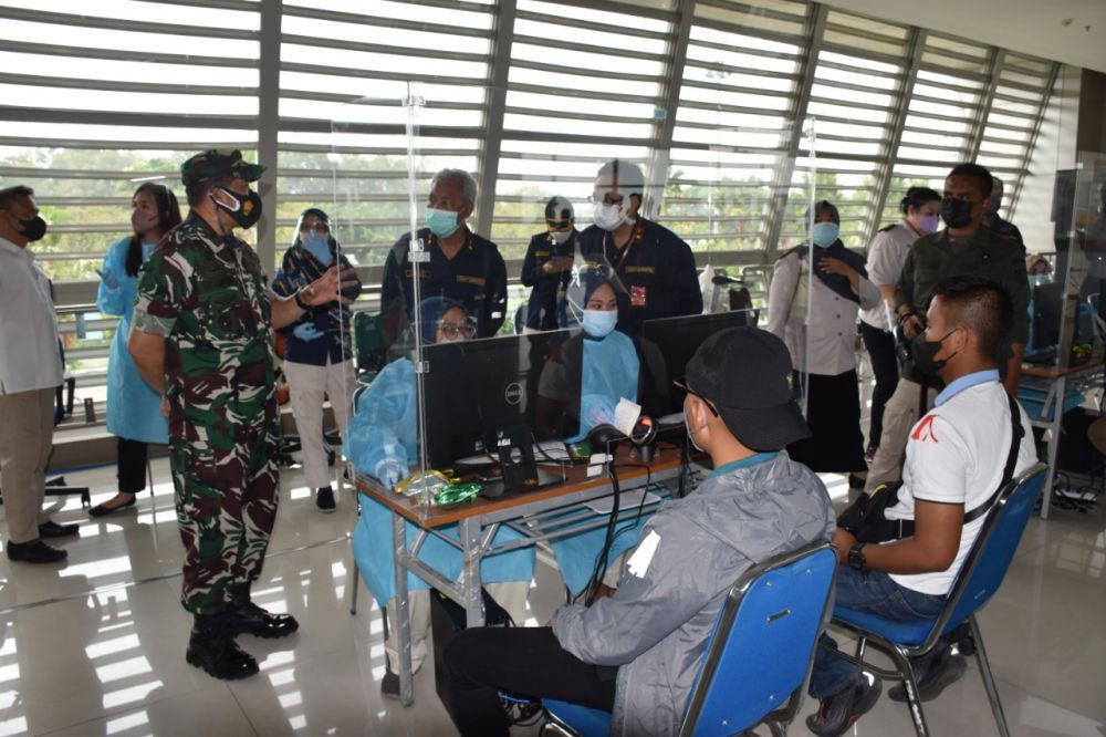 Gladi bersih kepulangan PMI, WNI dan WNA di bandara Juanda