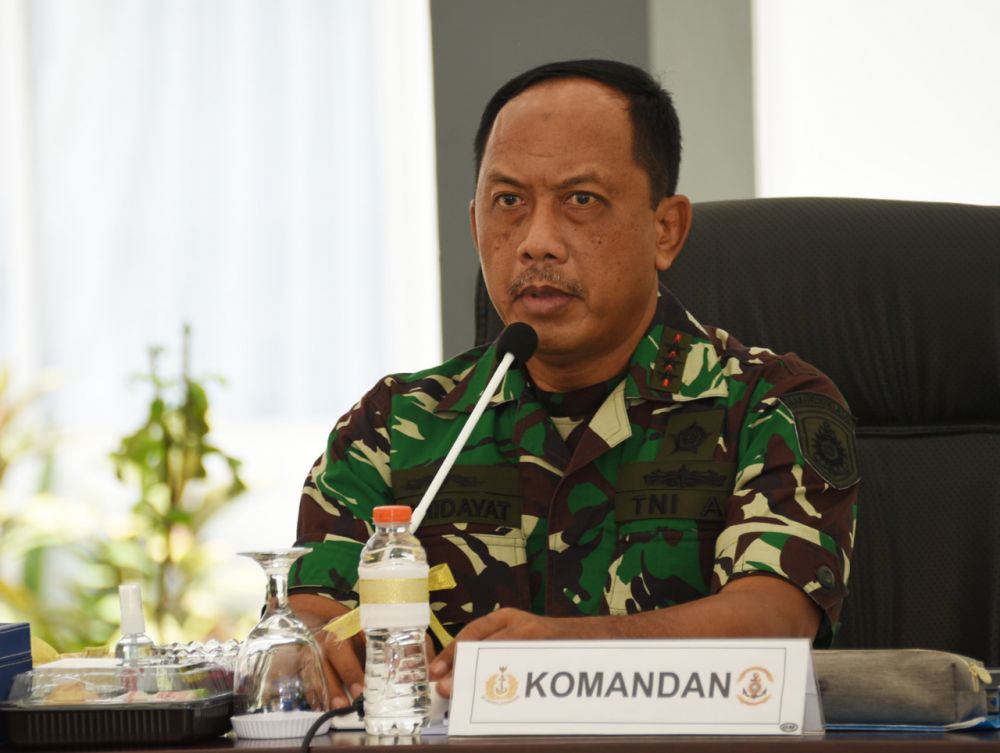 Dankodiklatal Laksamana Madya TNI Nurhidayat saat memberikan sambutan