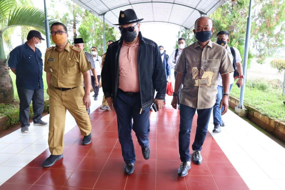 Ketua DPD RI AA LaNyalla Mahmud Mattalitti saat berkunjung ke Sulbar