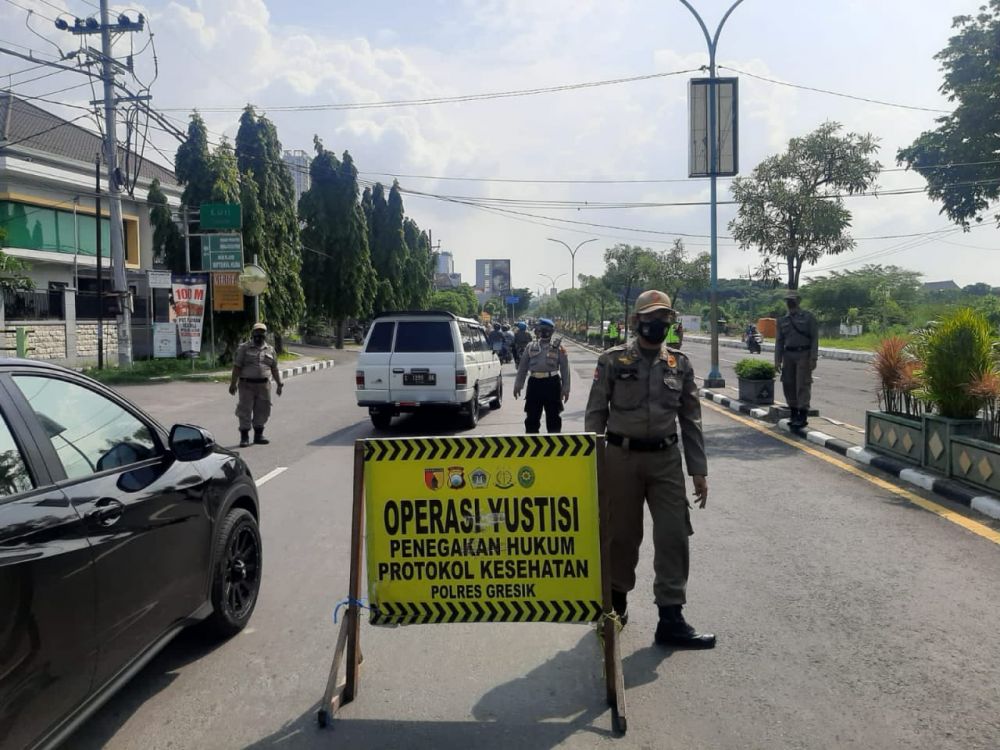 Polres Gresik gelar Ops Yustisi himbau warga taat Prokes