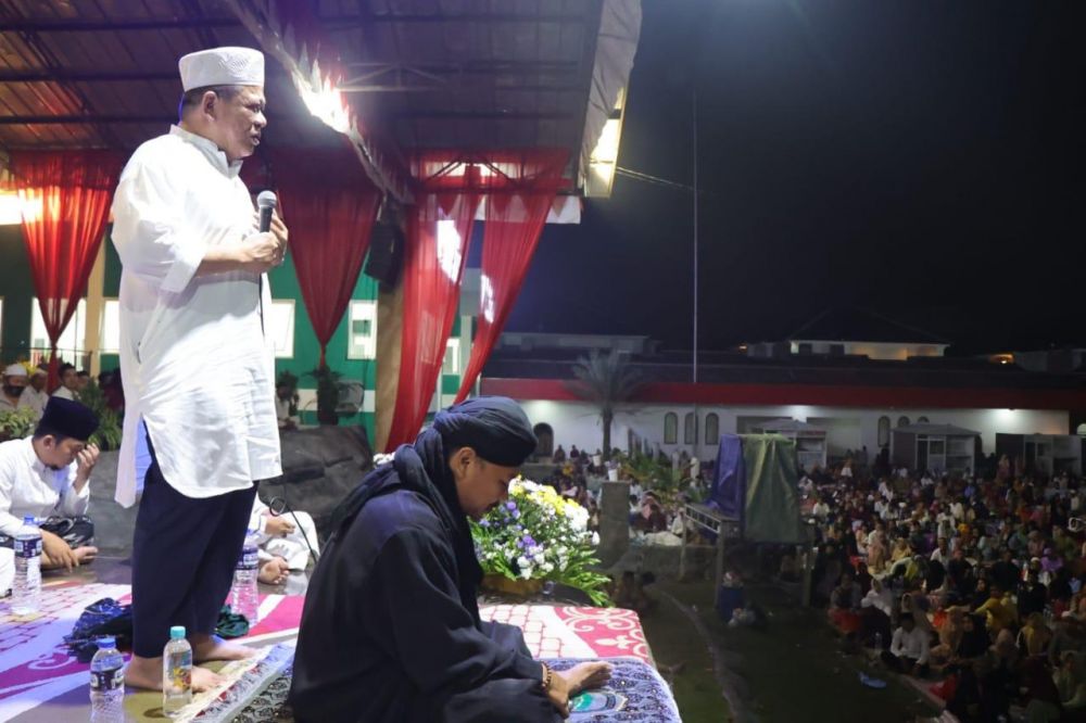 Ketua DPD RI AA LaNyalla Mahmud Mattalitti saat memberikan sambutan