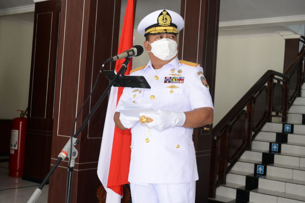 Dankodikdukum Laksma TNI Budi Raharjo saat penutupan Dikmapa