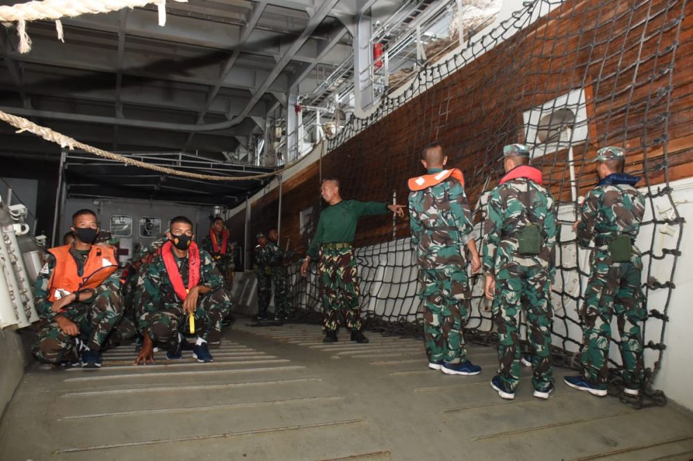 Siswa Dikmata TNI AL Lattek Embarkasi dan Debarkasi