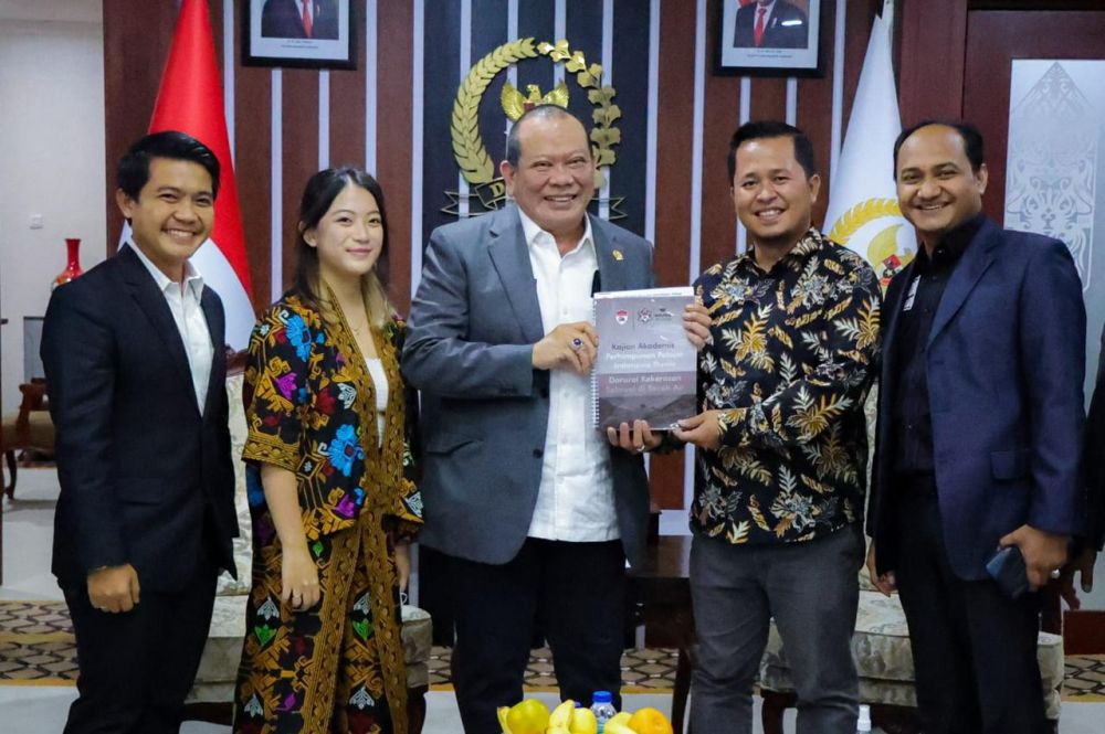 PPI Dunia temui Ketua DPD RI AA LaNyalla Mahmud Mattalitti di gedung Nusantara lll komplek Parlemen Senayan Jakarta
