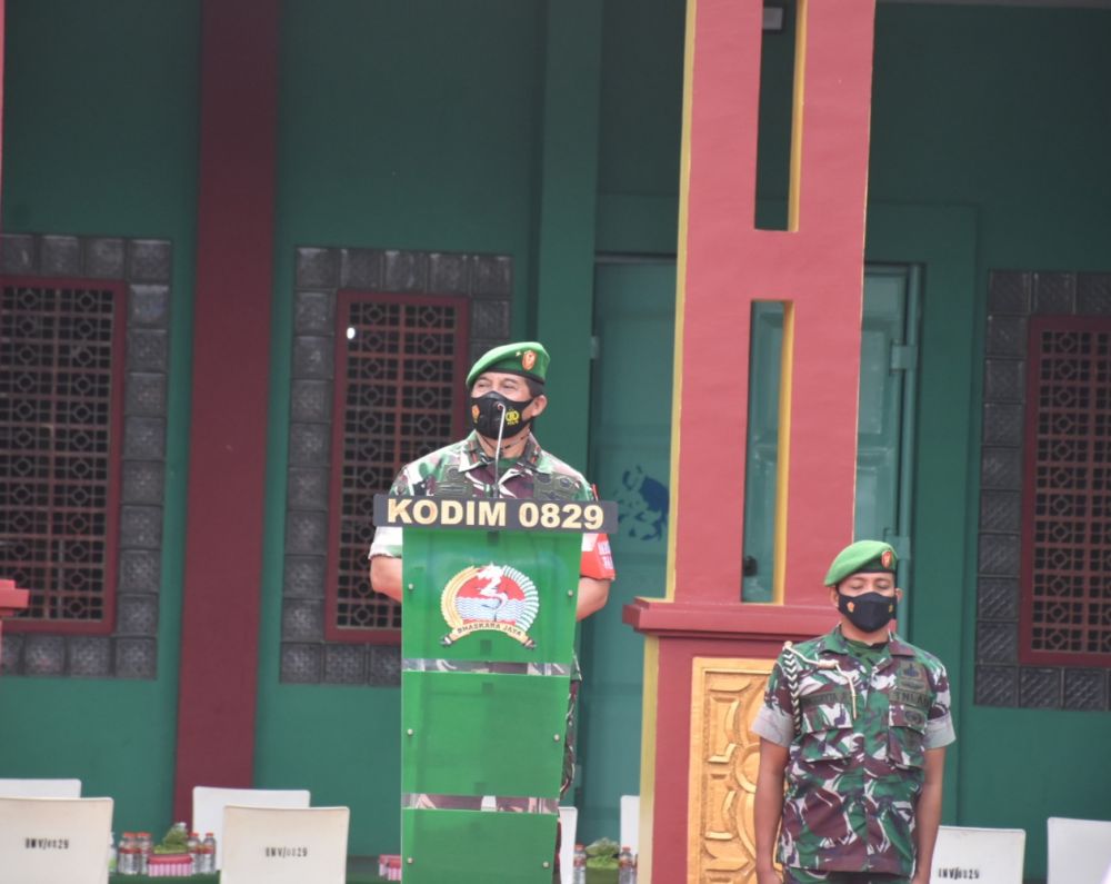 Danrem 084/BJ Brigjen TNI Herman Hidayat Eko Atmojo saat memberikan sambutan