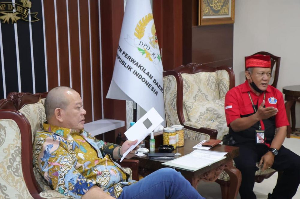 Ketua DPD RI AA LaNyalla Mahmud Mattalitti saat terima audiensi Forkam