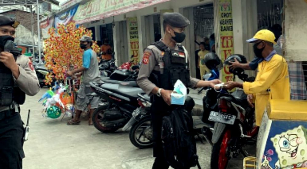 Polres Sumedang Gelar Patroli PPKM Level 3, Himbauan Prokes Covid-19