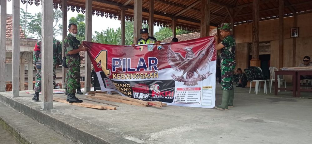 Desa Sambirobyong membentuk Kampung Pancasila bersama TNI-Polri dan masyarakat