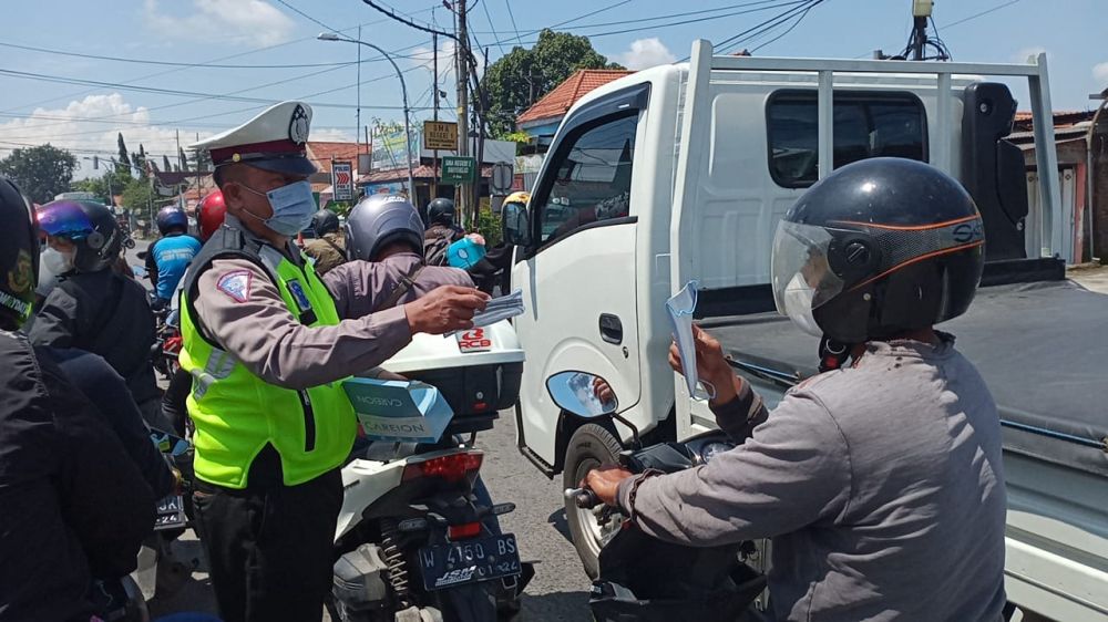 Satlantas Polres Gresik terus lakukan Ops Keselamatan Semeru 2022