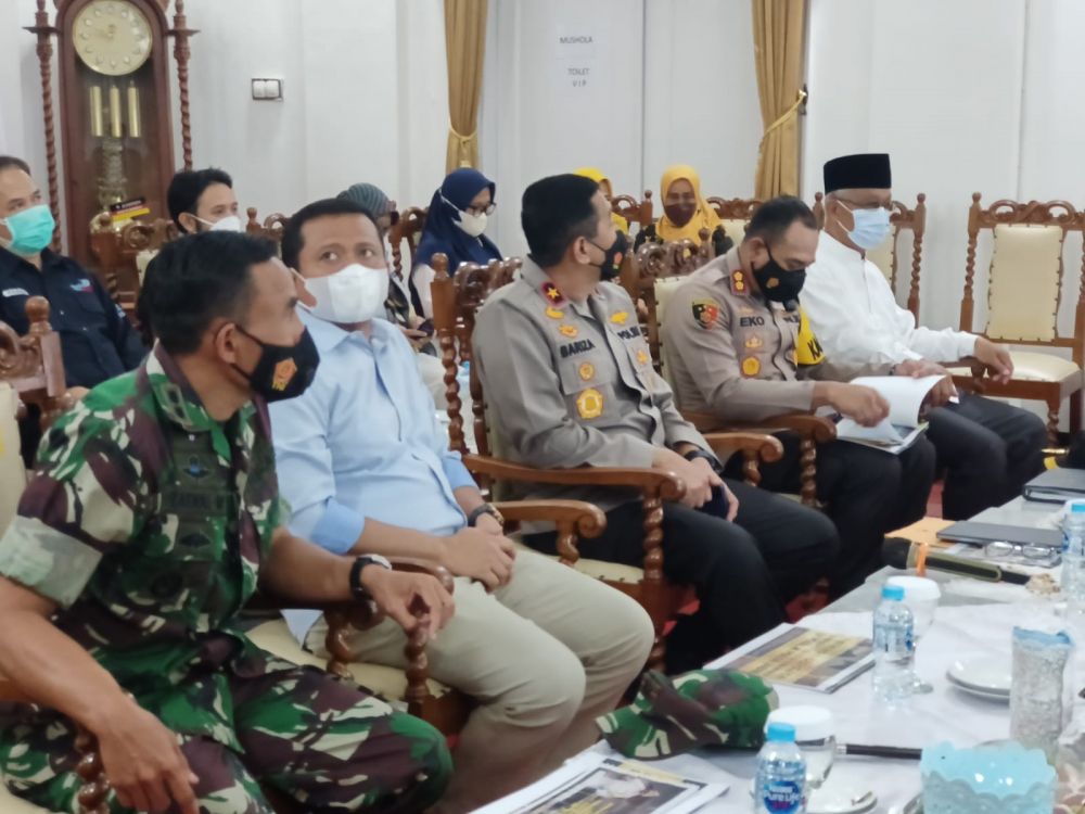 Wakapolda Cek Vaksin di Gedung Negara, Pimpin Giat Vaksinasi Melalui Zoom Meeting