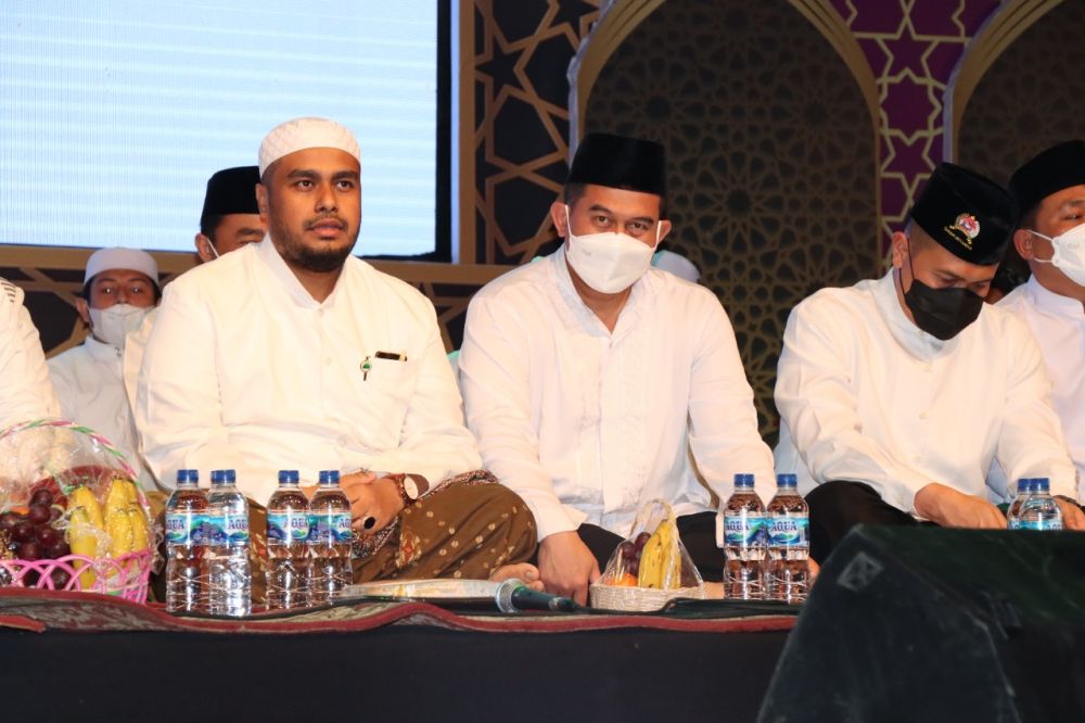 Kapolres Gresik AKBP Mochamad Nur Azis saat menghadiri acara HUT Pemkab Gresik dan Hari Jadi Kota Gresik