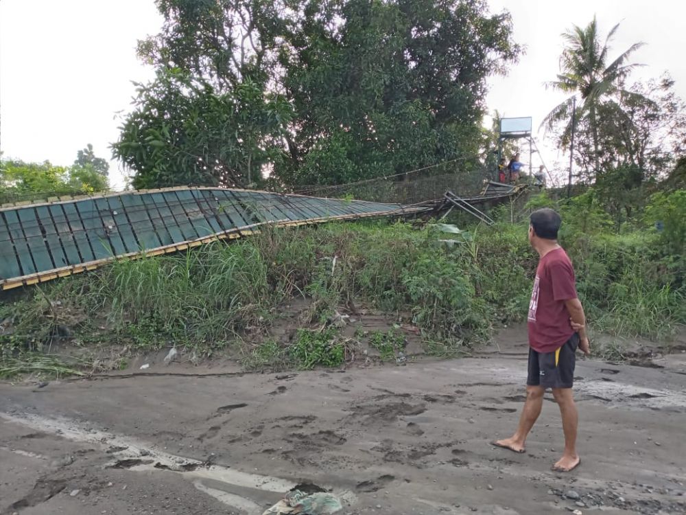 Jembatan Siliwangi 1 Rusak Akibat Luapan Air Hujan