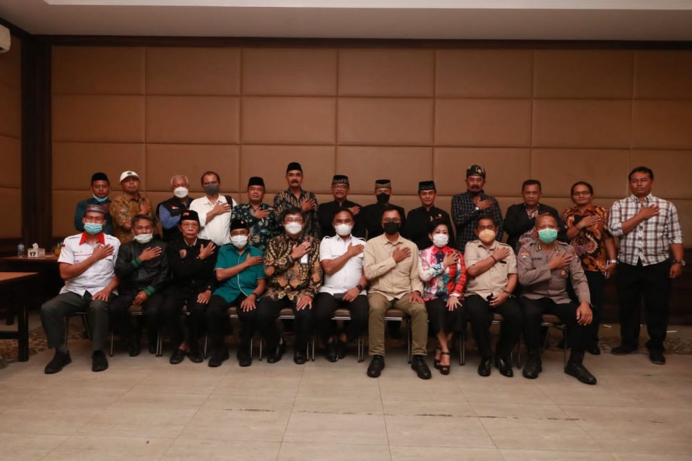 Silaturahmi dan komunikasi antar perguruan pencak silat yang di prakarsai Dir Intelkam Polda Jatim