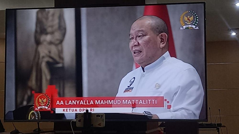 Ketua DPD RI AA LaNyalla Mahmud Mattalitti saat vicon