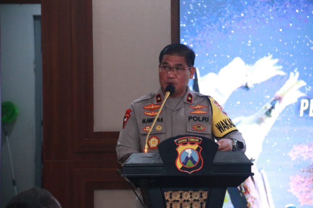 Direktur Jenderal KSDAE Beri Penghargaan Polda Jatim