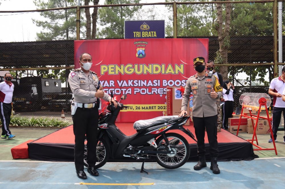 Polres Batu gelar Vaksin dan berikan Doorprize ke anggota Polres Batu 