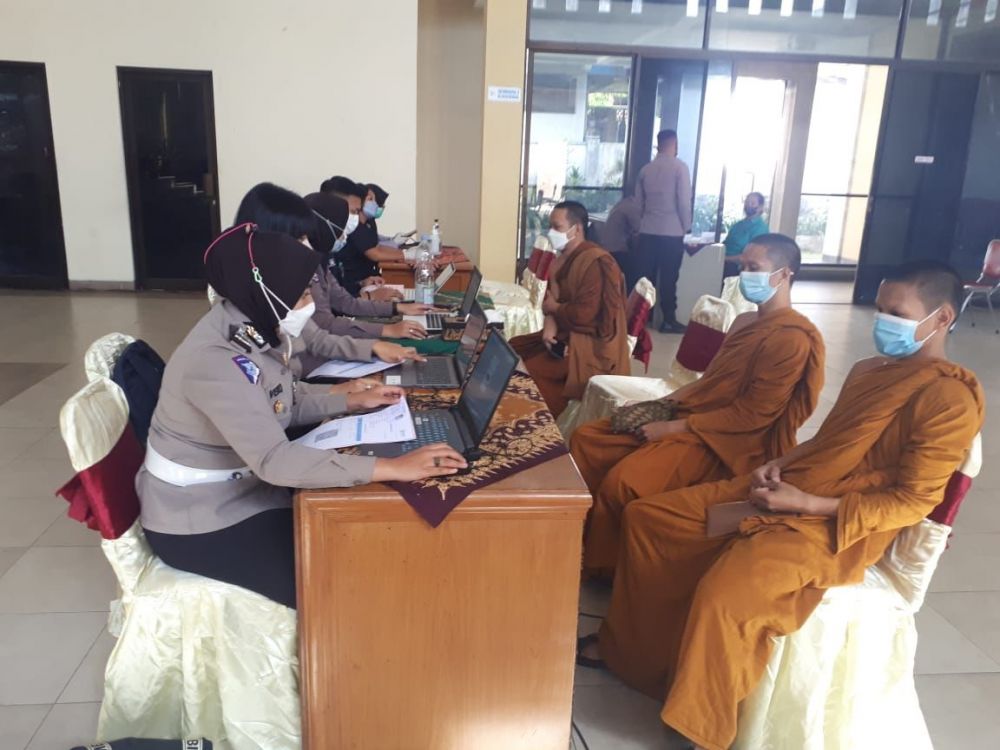 Siswa STAB saat lakukan pendaftaran vaksin