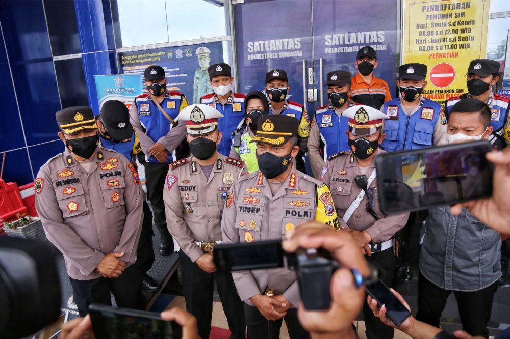 Inovasi Baru Satlantas Polrestabes Surabaya, SIM Cak Bhabin