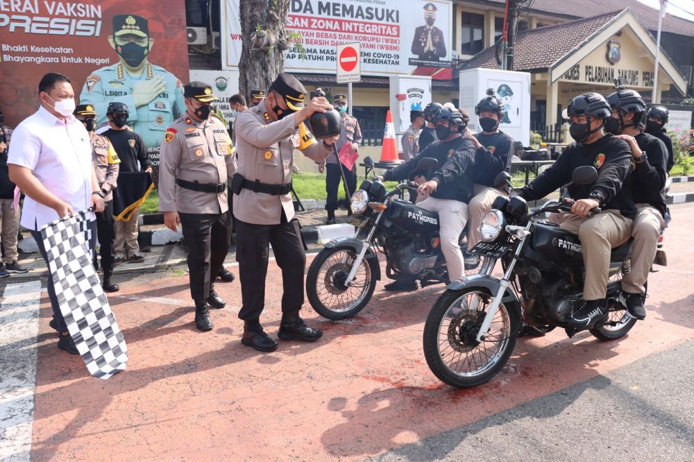Kapolres Pelabuhan Tanjung Perak AKBP Anton Elfrino Trisanto saat meresmikan unit Patmores