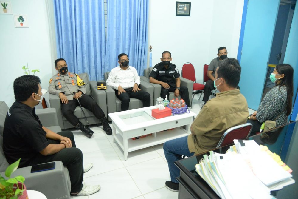 Kapolres Madiun Kota AKBP Suryono saat lakukan sidak