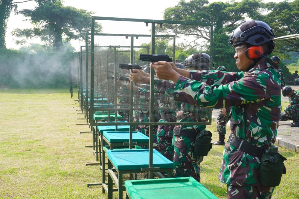 Siswa Diktukpa TNI AL saat Lattek Berganda